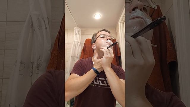 Бритье шведским фреймбэком (начала 20 века) A.J.Hellberg смотреть онлайн