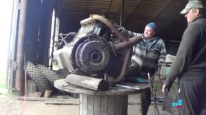 Жесткий демонтаж двигателя. Разбор поршневой ЯМЗ-236 на тракторе Т-150К.