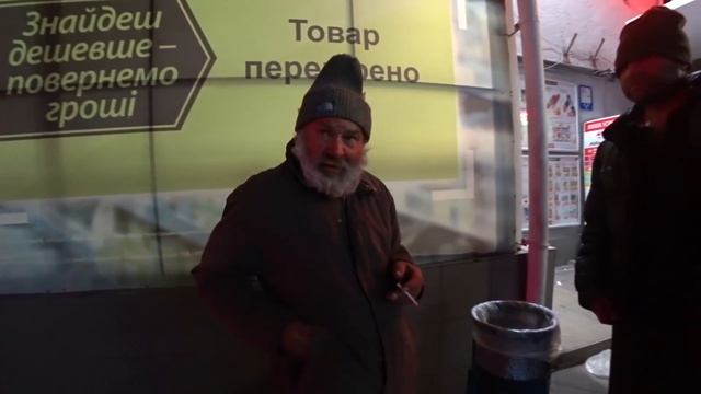 СТАЛ БЕЗДОМНЫМ (БОМЖОМ) НА 24 ЧАСА! / Виталий Зеленый