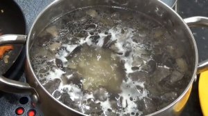 ГРИБНОЙ СУП НА КУРИНОМ БУЛЬОНЕ / ЭКОНОМНОЕ МЕНЮ