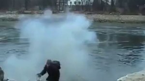 Петарда взорвалась в руке