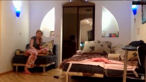 Шапик разбил чашку