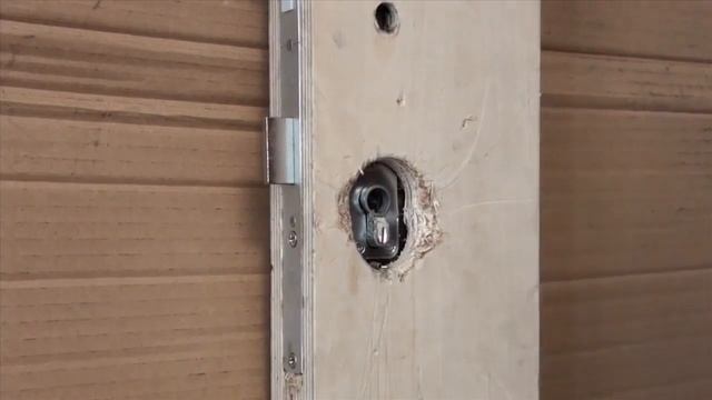 3 Star Cylinder Vs Ultion locks смотреть онлайн