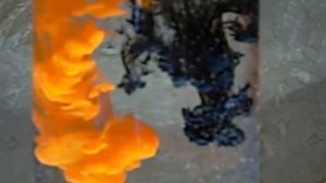 Черное и алое