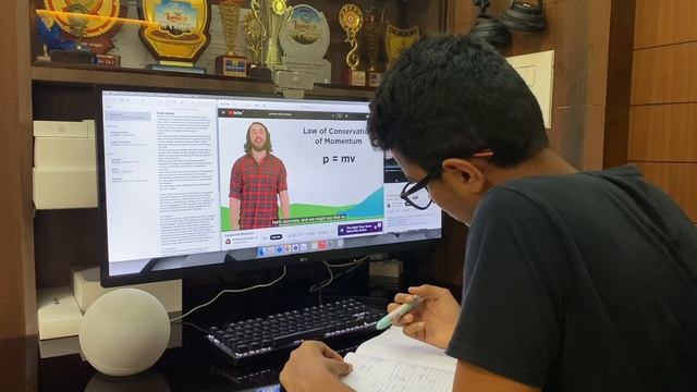 my maxed out desk setup for 2023 смотреть онлайн