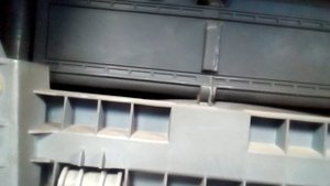Замена салонного фильтра на Мицубиси аиртрек