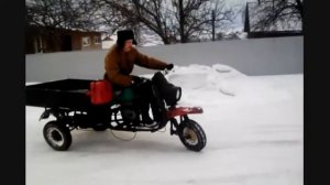 Дрифт на мотороллере "Муравей"