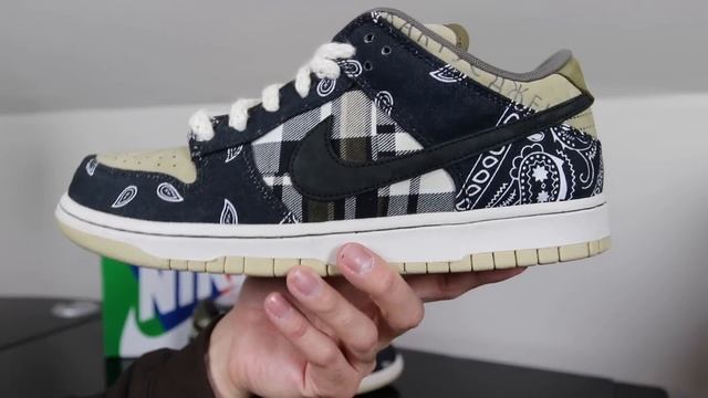 TRAVIS SCOTT x SB DUNKS REVIEW & ON FEET (MOST HYPE SNEAKER OF THE YEAR ??) смотреть онлайн