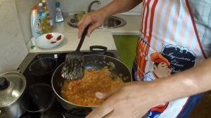 Язь тушеный с морковью и луком