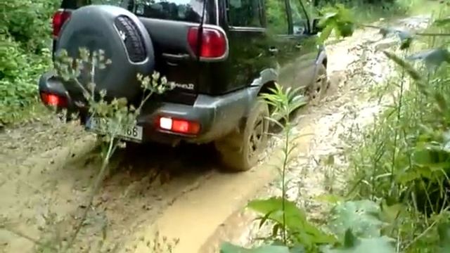 Nissan Terrano II dirt II смотреть онлайн