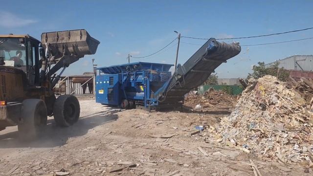 Дробилка Husmann HL II 1622 измельчает 2 матраса за 1 минуту