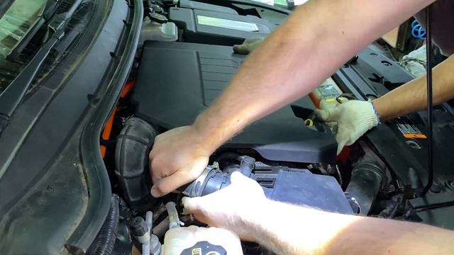 Замена Двигателя в Сборе с Трансмиссией Chevrolet Volt 2012 год . Ремонт Шевроле Вольт из США