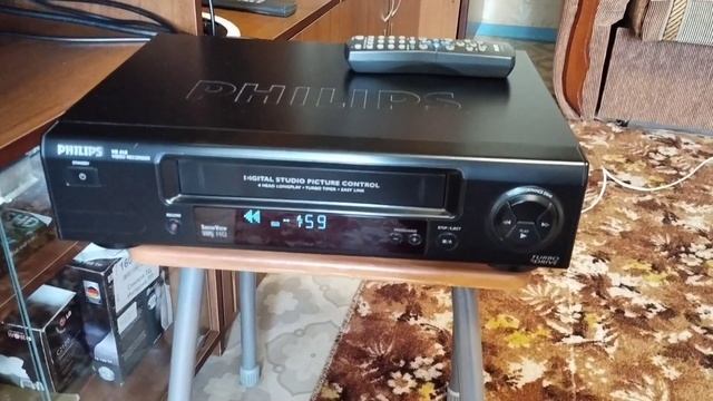 Видеомагнитофон Philips VR 410 - звук идёт, а изображения нет. смотреть онлайн
