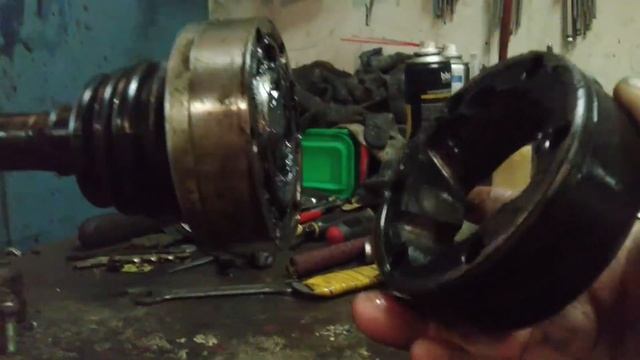 Замена внутреннего пыльника ШРУС Ауди 80. смотреть онлайн