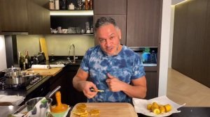 Рецепт банана ПЛАНТАН/Эктор готовит/Bravo World