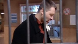Карпов отрезает палец