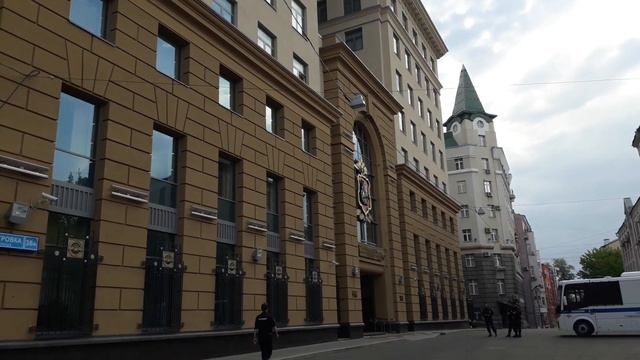 #сашакира #москва #прогулка Ч.3. Цветной бульвар - Большая Дмитровка у Тверской смотреть онлайн