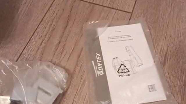 Распаковка — Точильно-шлифовальный станок Wortex BG 1525-1 L