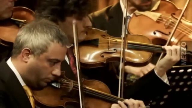Il Giardino Armonico - Vivaldi - Concerto for four violins in B minor RV 580 смотреть онлайн