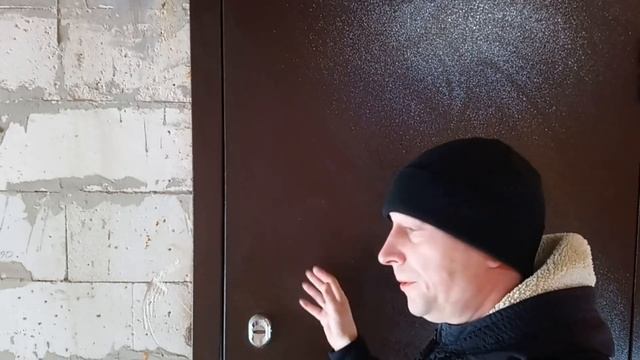 Сравнение входных дверей. Дверь с терморазрывом, против утепленной входной двери (своими руками).