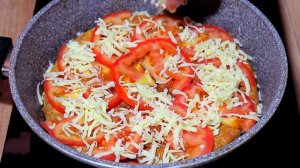 Большой драник - пицца с сыром на сковороде