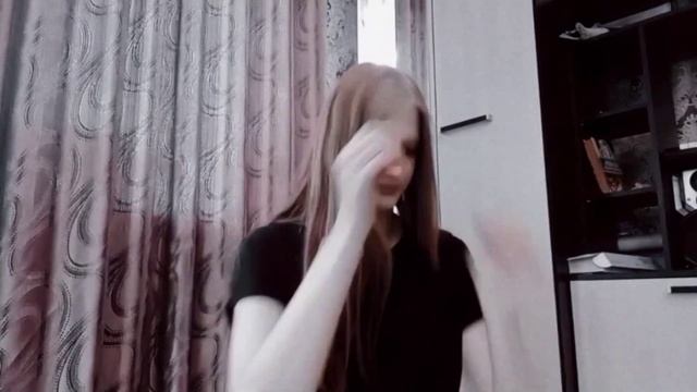 Показала какой касметикой крашусь обычно, Выпрямила первый раз волосы плойкой????? ? смотреть онлайн