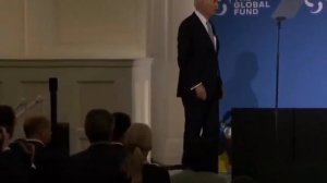 Байден робот!?