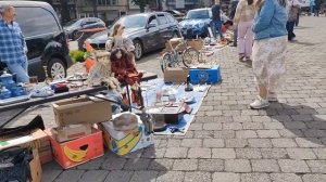 Rommelmarkt.Блошиный рынок в Бельгии.