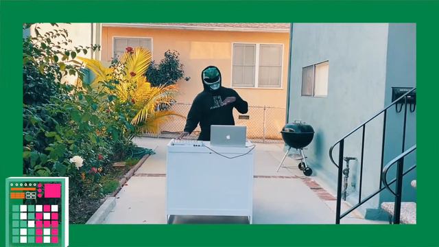 When you leave your DragonZord in LA (Green Ranger Flute Remix) смотреть онлайн