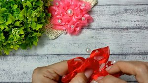 Повязка Цветок из органзы с жемчугом\Master diy  канзаши