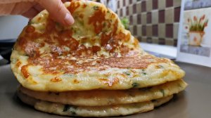 Даже остыть не успевают! Сымые ленивые СЫРНЫЕ ЛЕПЕШКИ на сковороде, идеальный перекус и завтрак!.mp4