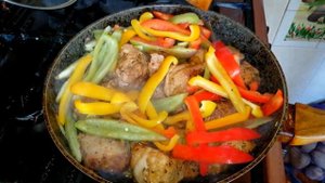 СВИНИНА ПО-БОЛГАРСКИ. Вкусное и сочное блюдо обязательно понравится всей семье!