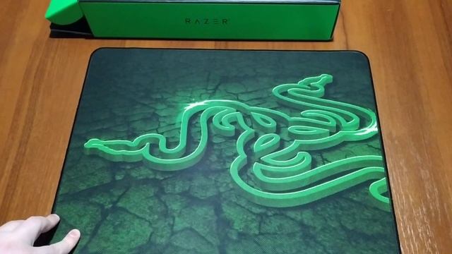 Обзор коврика Razer Goliathus Fissure Control смотреть онлайн