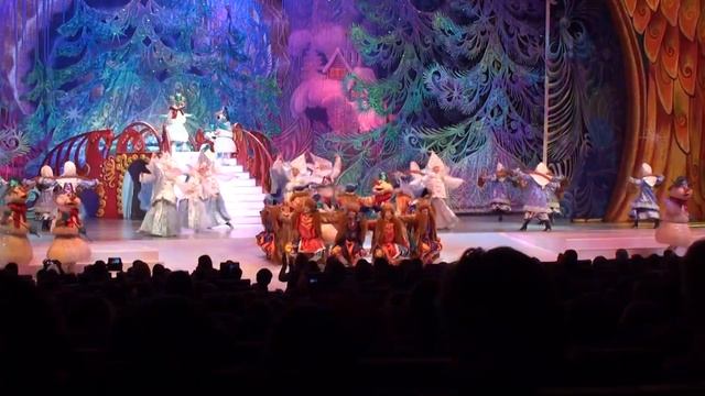 Кремлевская Ёлка 2014, первый танец смотреть онлайн