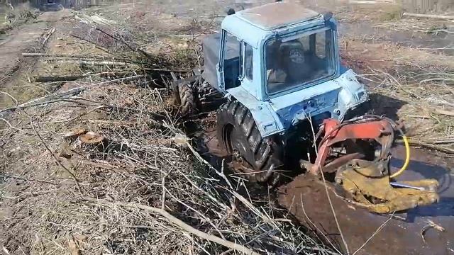 Мтз 82. Очистка делянки от кустарников смотреть онлайн