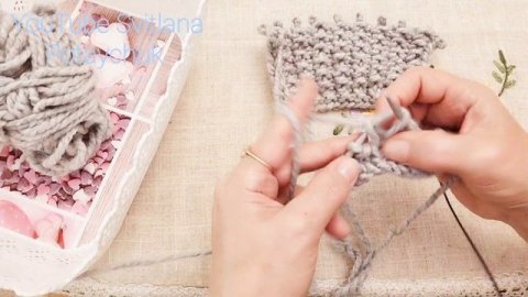 Узор спицами "Мелкая шахматка".Простой и лёгкий узор из лицевых и изнаночных для начинающих вязать