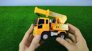 Распаковка Машинок игрушек - экскаватор, бетономешалка, автокран, мусоровоз. Кир Кар Тойс