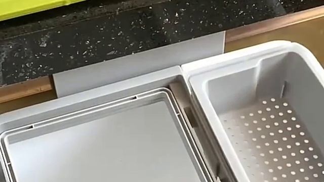 Жена возвращается с командировки. Поэтому быстро навожу порядок в квартире с помощью лайфхаков.mp4