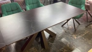 Стол из керамогранита