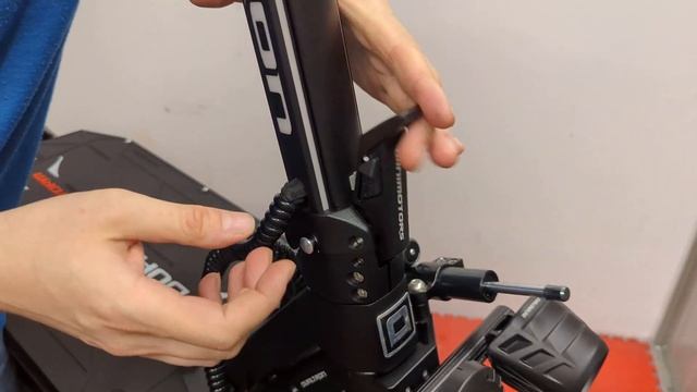 Dualtron Storm Limited New 2024 EY4 смотреть онлайн