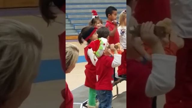 Skylar and classmates 1st Christmas Show at Trion Elementary School!(2)