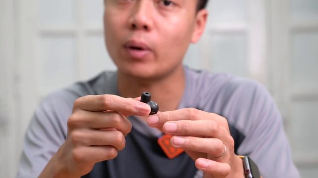 Mở hộp Sony WF-1000XM4: nhỏ hơn, thông minh hơn смотреть онлайн