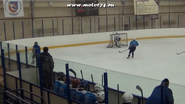 ХК "МОЛОТ"2000 Чебаркуль - ХК "СПУТНИК"2000 Миасс 1 период смотреть онлайн