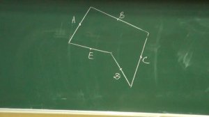 112 Восстанавливаем пятиугольник по серединам сторон, или Метод ложного положения