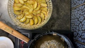 Яблоки в карамели для начинки и яблочный пирог