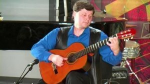 Сергей Гаврилов (гитара) играет "Вдоль по улице метелица метет" А.Варламова