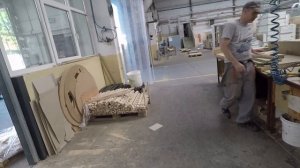 Работа на мебельной фабрике. Вторая часть (Сборка каркасов)