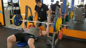 Жим лежа 120 кг. Жим лежа. Жим лежа 120 кг на 18 раз.