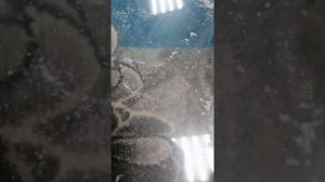 как быстро убрать клей от скотча со стекла