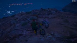 Джонни шын өмірде Сиреноголовыйды кездестірді (GTA V)